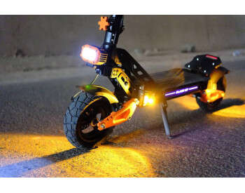 Електросамокат GIANT Blade GT Pro Sport (1600W, 48V 26Ah)-4