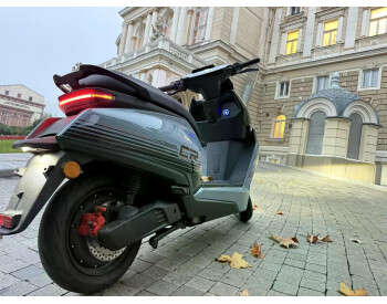 Електроскутер Двомісний Crosser CR22 (2500W, 72V/35Ah) Голубий-1