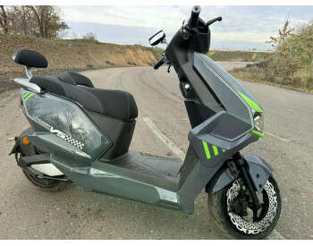 Электроскутер Двухместный Crosser V5 (2500W, 72V/35Ah)  Графит-2