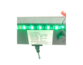 Електросамокат KugooKirin M4 PRO Exclusive (2000W, 48V, 21Ah)-10