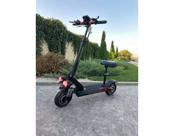 Електросамокат Двомоторний з сидінням KugooKirin M4 Max+ Plus| NFC key (2000W, 23Ah)-1