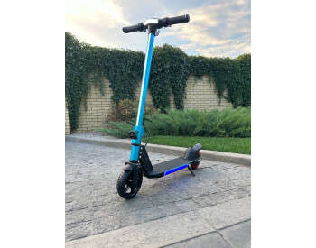Дитячий Електросамокат GIANT ES2 LED Max Blue-8