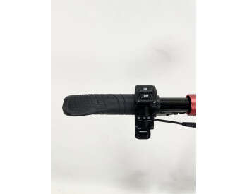 Електросамокат з сидінням KugooKirin M4 PRO (1500W, 48V, 21Ah) вольтметр-7
